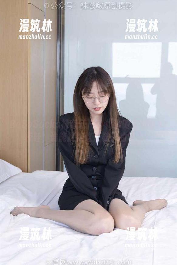 BoBoSocks袜啵啵 - 小奶熊的定制版AJ板鞋，谁能抗拒这双鞋子的潜力？