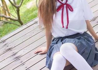 IMiss爱蜜社 – 刘奕宁Lynn的职业装，免费版和收费版的心理暗示
