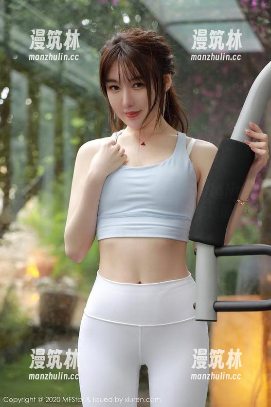 MFStar模范学院-NaNa_baby MFStar模范学院 - 短裙涵养,NaNa_baby带你飞,精选套图保证你心动!