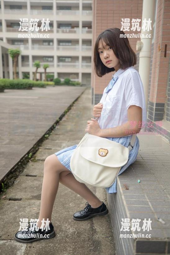 MSLASS梦丝女神-小允儿 MSLASS梦丝女神 - 小允儿爱上的牛仔连衣裙,资源可不止让我想起个性与叛逆。
