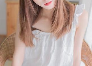 白袜JK制服，高清美图里藏着的小秘密，喵糖映画情不自禁