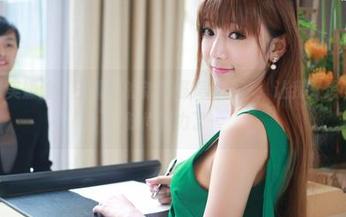 MyGirl美媛馆 – 王馨瑶的新礼服美图分享，让我又想试下我的时尚潜力了～