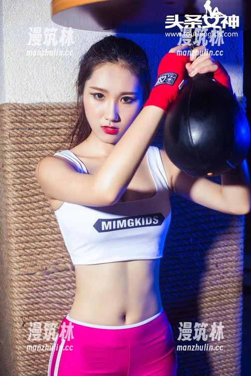 TouTiao头条女神-柠檬酱 TouTiao头条女神 - 最新的柠檬酱妹妹档案!图片里隐藏的逗趣细节你发现了吗?