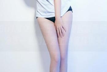 TuiGirl推女郎 – 王明明的居家最新动向，分享一系列沙发上的疯狂镜头！