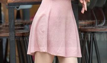 TuiGirl推女郎 – 看王馨瑶的油亮高清写真，难道光泽感跟她的护肤品有仇？