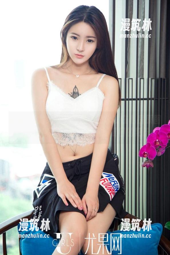 UGirls尤果网 - 李思宁的泳衣在私房原图中，不知不觉中塑造了我对夏日的期盼。