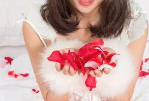 UGirls尤果网 – 一整套泳衣，陈雅漫把夏天都穿进来了。