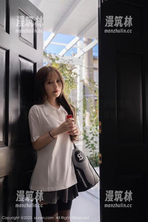 Xiuren秀人网-会飞的小虎牙 Xiuren秀人网 - 会飞的小虎牙的美脚,套图刷刷刷,上面写着:真好看