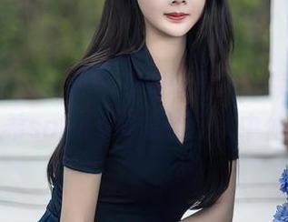 Xiuren秀人网 – 身姿轻盈、泳装美图，周于希sandy好像化身水中仙子呢
