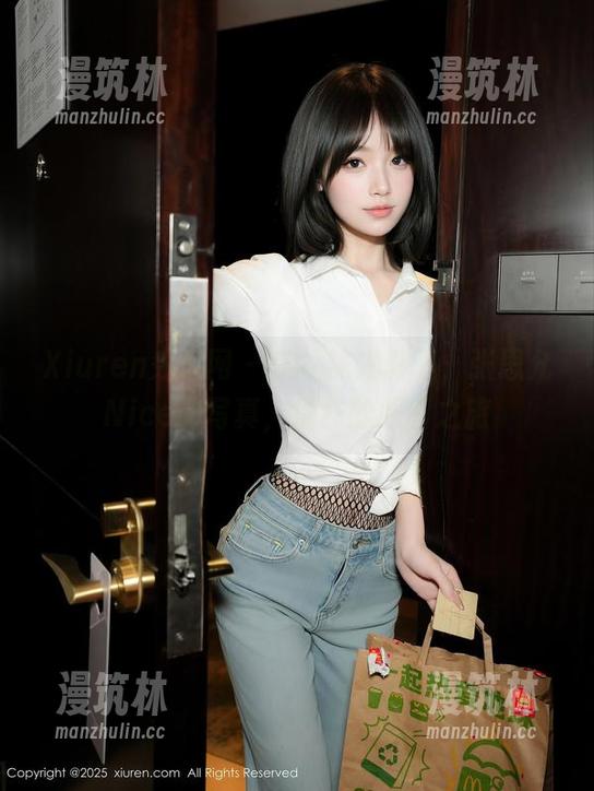 Xiuren秀人网-张思允Nice Xiuren秀人网 - 在丝袜光影下,张思允Nice的写真,别样的原图之旅