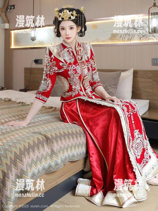 Xiuren秀人网-悦悦姐 Xiuren秀人网 - 悦悦姐的油亮之旅:私拍作品跃过我的心头,喔,那种光泽感!