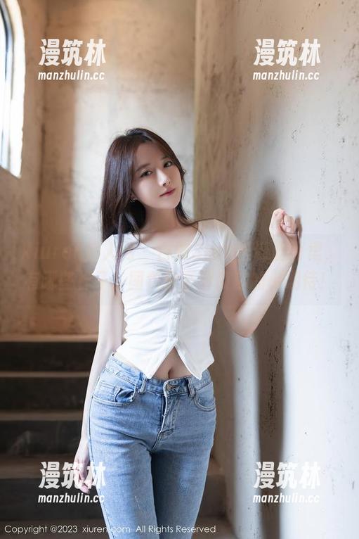 Xiuren秀人网 - 白微Sera圣诞画面里，有哪些样子，图包分享解锁你的小期待！