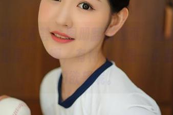 YouMi尤蜜荟 – 图册翻到这页，柚柚酱的“满足屋”，啊，有种让人想一直看下去的欲望呢。