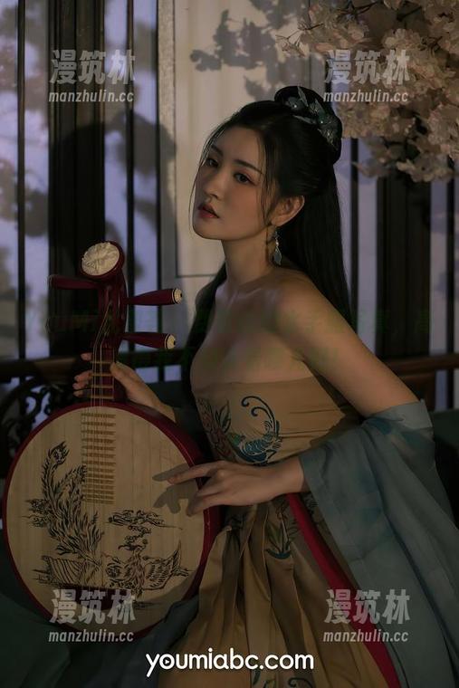 YouMi尤蜜荟 - 费若拉的水手服写真，高清得我不知该看哪儿好！