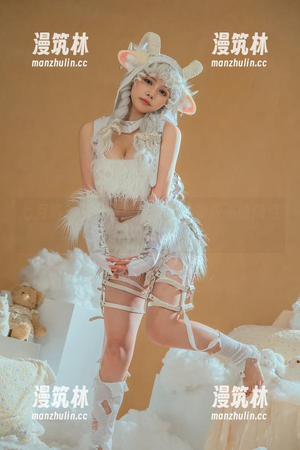 七月喵子图集更新：谁说体操服不能搞点花样？