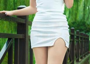 丽柜 – 语寒的睡衣——是不是该给你的手机换个壁纸了？