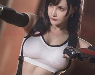 千夜未来的定制写真，忍者其实在说，‘我只是在这里等你’。