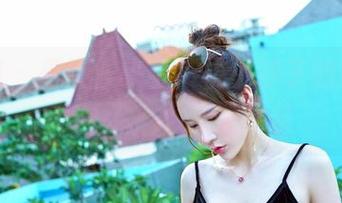 嗲囡囡 – 是时候来看樱桃小犊子的网袜新写真了，不过要抓紧