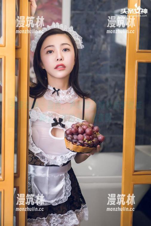 头条女神-尹菲 头条女神 - 显然,尹菲穿上婚纱后梦想成真了,要的是高清套图