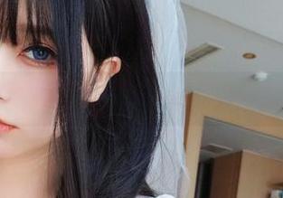 女主K化身护士，美图如潮，壁纸随你选！