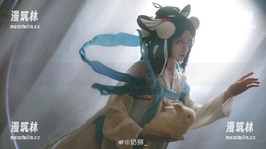 奶狮不咬人 奶狮不咬人图集,肉丝秀出日常的不经意