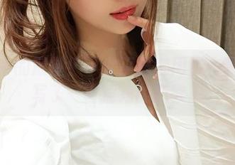 精选中的殿堂！小女巫露娜用黑白图片谱写了一首摇滚的恋歌。