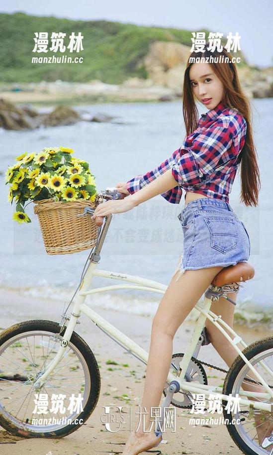 尤果网爱尤物 - 下载陆梓琪的JK写真集，进来看看，会不会变成迷途小鹿呢？