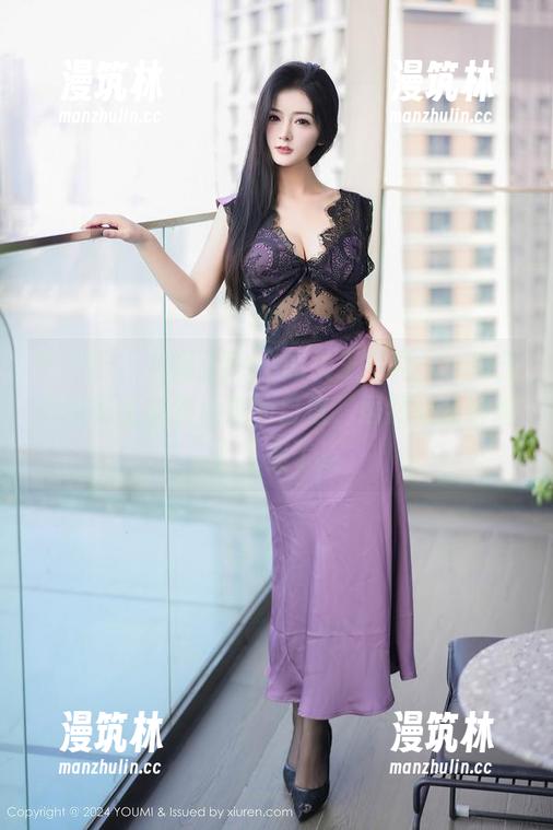 尤蜜荟 - 尤妮丝Egg的女王写真——碧玉青丝配上刷到心底的自信，居然让我都想上王座了！