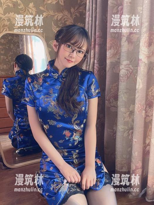 微密圈 - 图册收录：张思允学妹，谁说她只会读书？