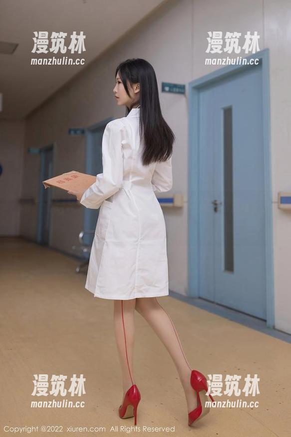 抖娘利世 每一张jk制服,都是抖娘利世在私拍路上的小心机