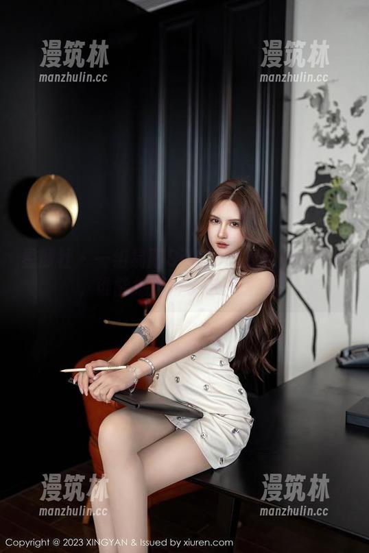 星颜社 - 一组易阳Silvia的裸足套图更新，谁能抵挡得了这种诱惑？