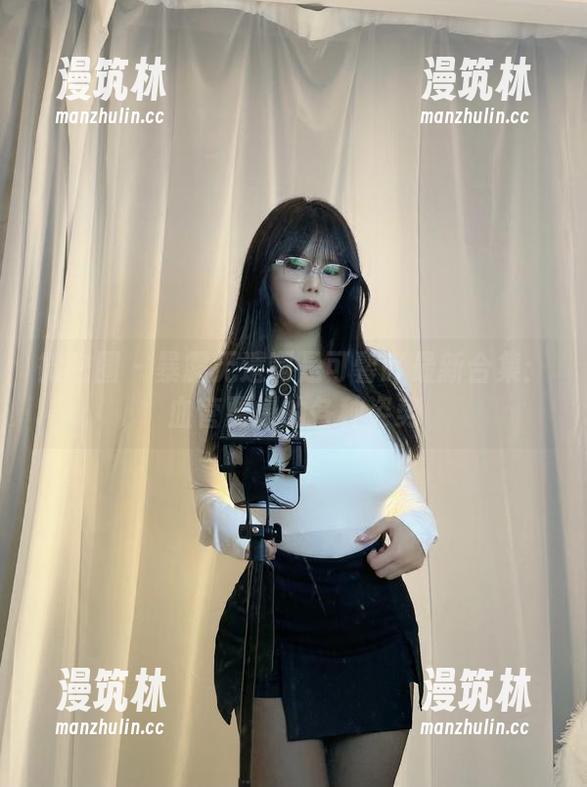 微密圈 - 暴露无遗啊是可馨吖最新合集：血管要爆的各种姿势