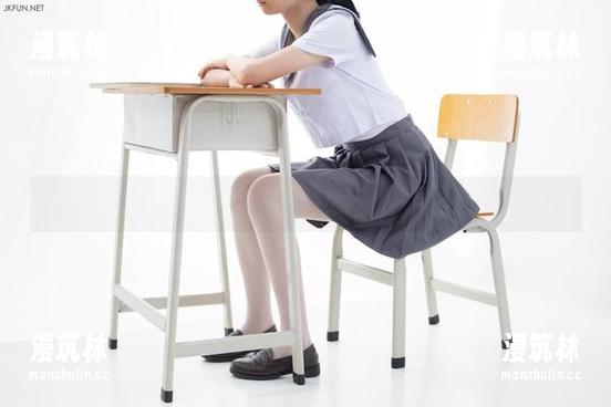 森萝财团 白衬衣是一种态度?森萝财团新作品集里透的未必意外!