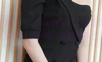 模范学院 – 婠婠么泳池写真，高清而不做作，泳池的温度正好，你的眼神已足够！