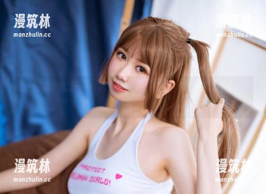 渡边早季Saki 深入围裙的设计——渡边早季Saki的图包,隐约的野心说不清楚。