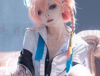 艾莲·乔：百合欧皇子的美图向我们扔来的小花瓣！
