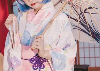 半双马尾体操服？神沢永莉的cos合集，不看简直亏大了。