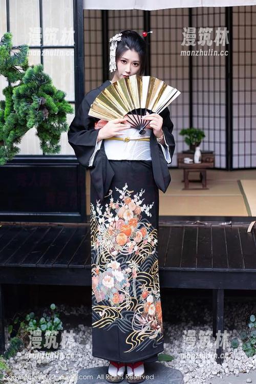 秀人网 - 当BABY_柒遇上少女心：最新写真带你狂欢，先准备好纸巾哦～