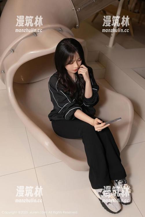 秀人网 - Demon瑶瑶婚纱图包：一旦更新就迅速改变你的拼婚纱界观，保证让人傻眼！