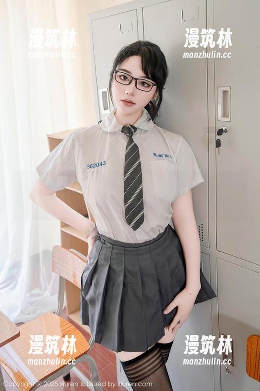 秀人网-Milk大萌 秀人网 - Milk大萌晒隐秘足迹,来看这组特别的裸足写真!