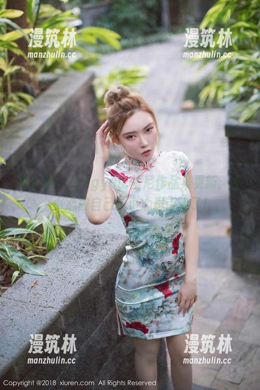 秀人网 - Lingyu比基尼作品集更新：不小心被自己的小心思带走了!