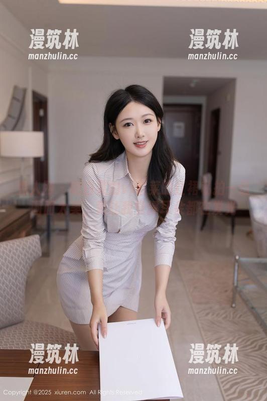 秀人网 - 吃白菜的vi菜菜的红裙私拍—这画面太美，竟让我觉得耳朵都在发光