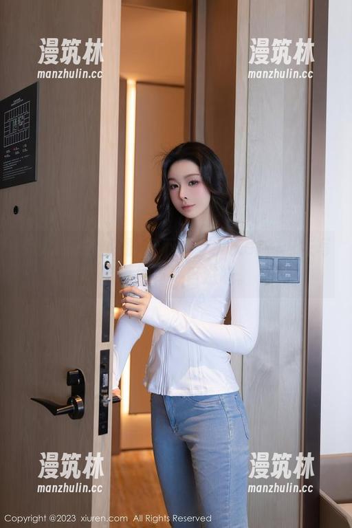 秀人网-水水er 秀人网 - 这资源真不错,水水er的内衣写真也别有一番滋味。