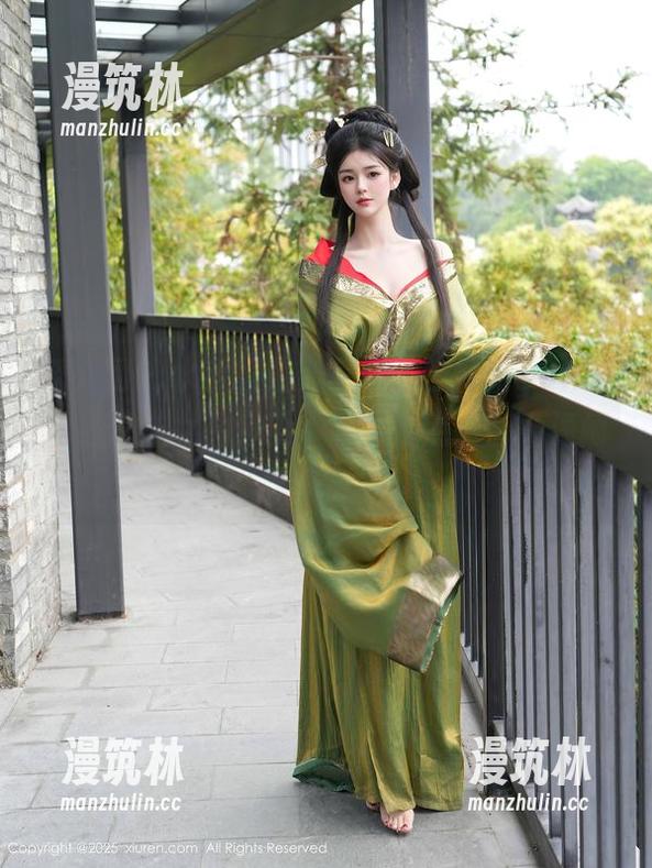 秀人网-王馨瑶yanni 秀人网 - 水手服最新写真,王馨瑶yanni化身海洋女神,要不要为她点一首《海阔天空》?