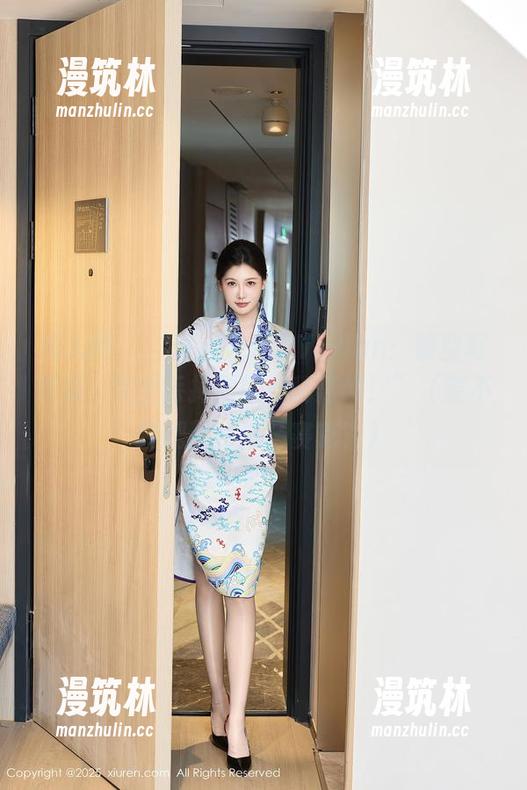 秀人网 - “精选金幼汐Vivian：镂空写真集，完全丢掉厚脸皮秘籍哦！”（要不要把照片打马赛克？）