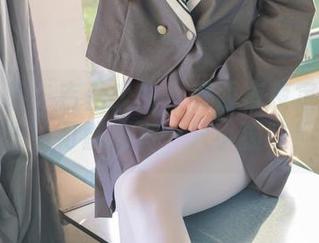 稚乖画册 – 吉他少女？赤西夜夜定制写真里，可能还有一只小猫咪！