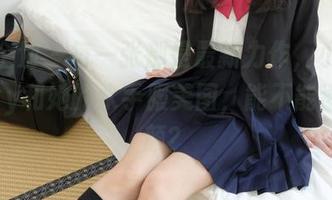 紧急企划 – 每一张都是最新力作，小奶糕Milky和她的水手服美图，能不能逐帧神颜？