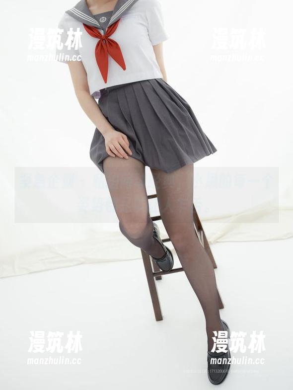 紧急企划 - 私拍网球经典，小恩的每一个姿势都足以让人乍舌。
