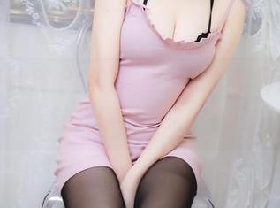 私拍英仙座护士的原图，荒井喵喵你又搞事了，让我停不下来的骚动感～