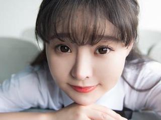 菠萝社 – 王语纯的双马尾套图，别让锤子掉到自己的脚上！
